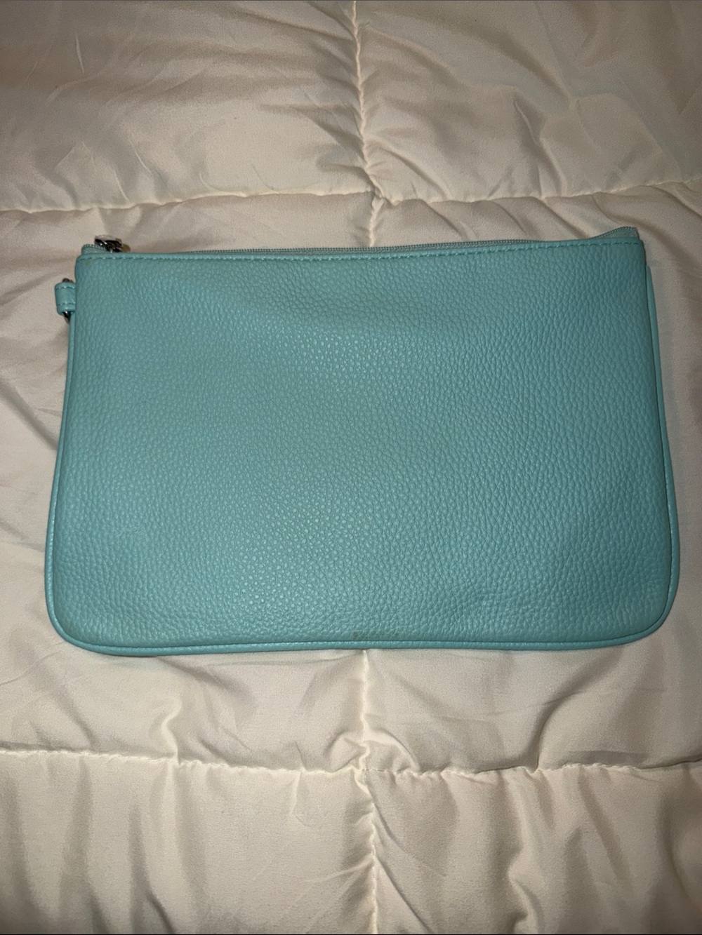 Jewell by ThirtyOne-  Women's Light Teal Leather Wristlet Clutch